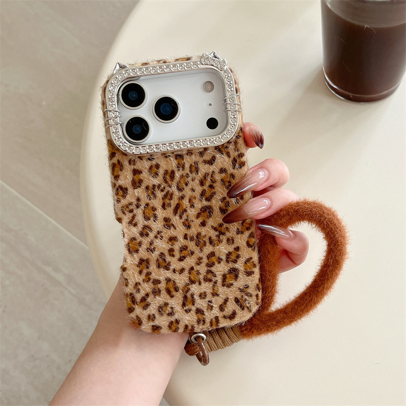 Phone Cases Leopard Print - Lüks, elmas işlemeli, leopar desenli pelüş